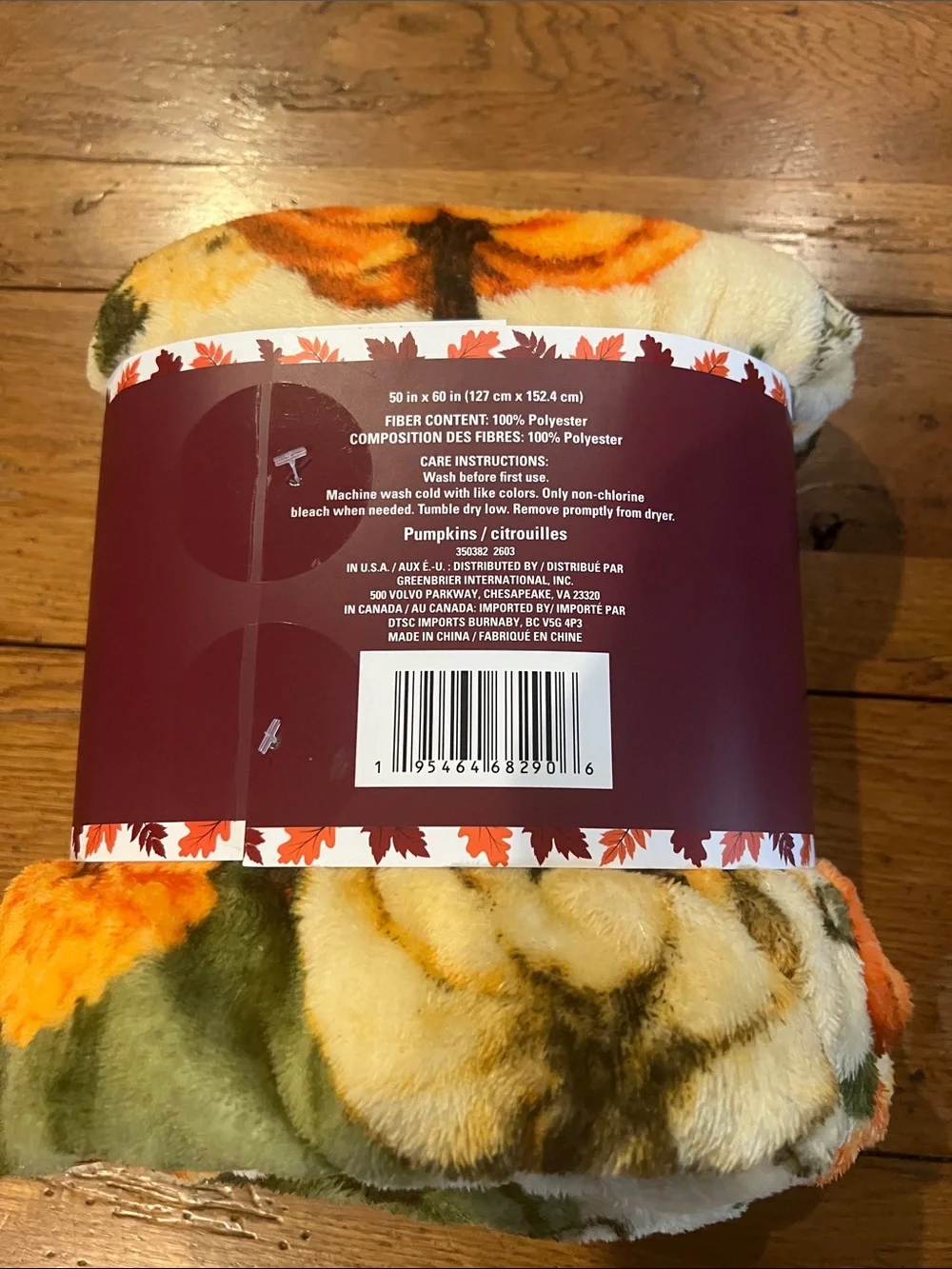 Fall/Holiday/Thanksgiving Plush Throw. Size 50x60 inch. Brand new